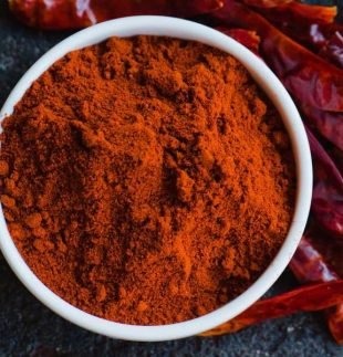 dry chiili and powder